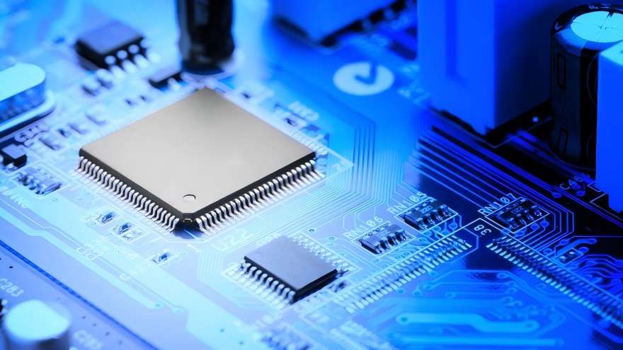 Three websites suitable for learning about computer hardware related topics!