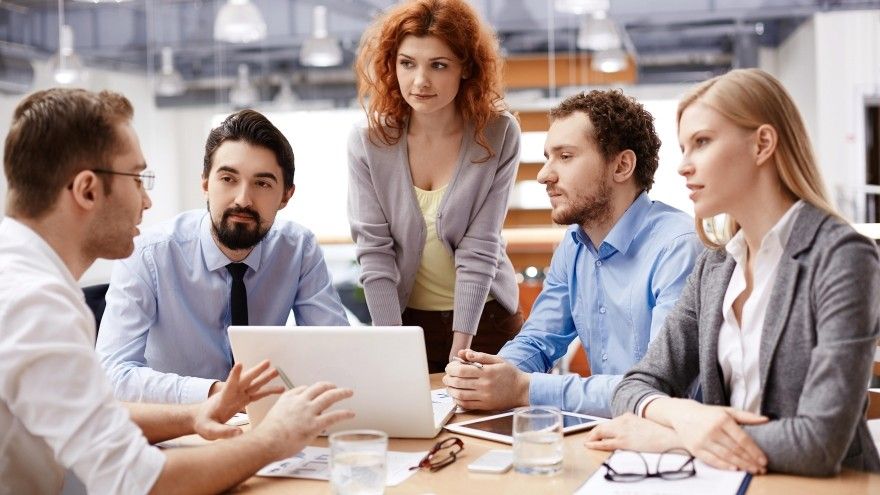 Specialization in business strategy: building competitive advantage