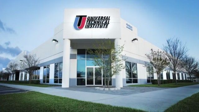 Universal Technical Institute - Orlando