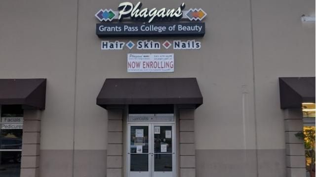 Phagans' Grants Pass College of Beauty