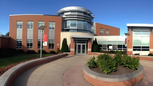 SUNY Cayuga Community College