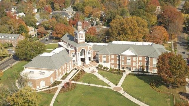 Lee University