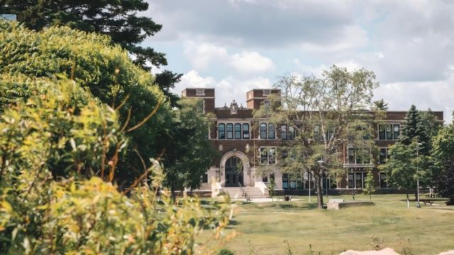 University of Wisconsin - Superior