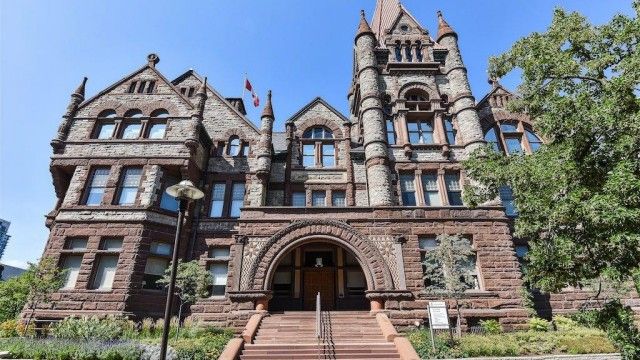 Victoria College